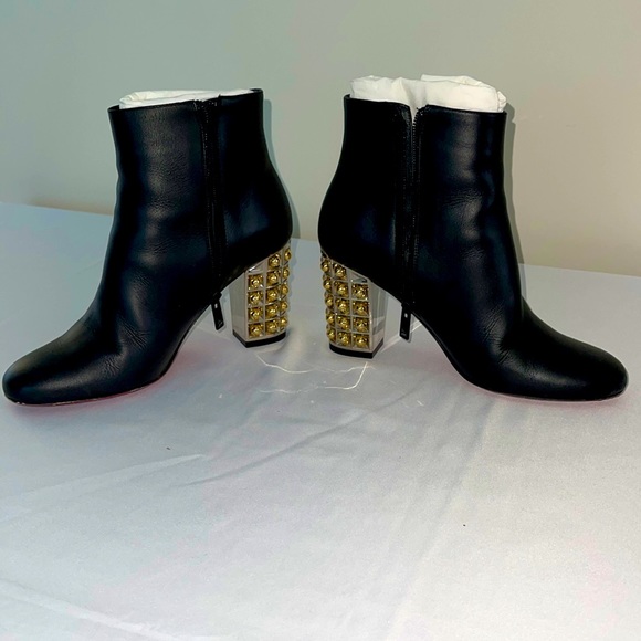 Christian Louboutin Vasa Booty with chrome and gold heels. - Picture 2 of 11